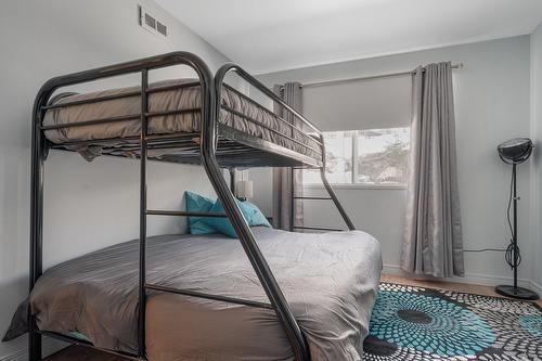 Chambre à coucher - 541 Rue Principale, Saint-Sauveur, QC - Indoor Photo Showing Bedroom