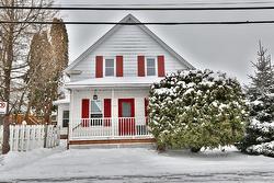 1160 Rue du Pont  Marieville, QC J3M 1G9