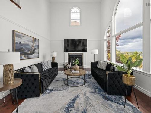 24 Vanier Way, Bedford, NS 