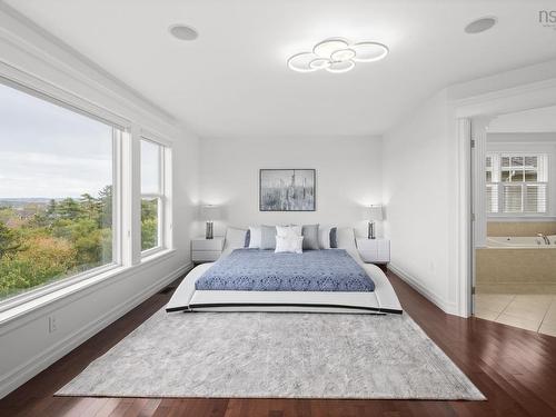 24 Vanier Way, Bedford, NS 