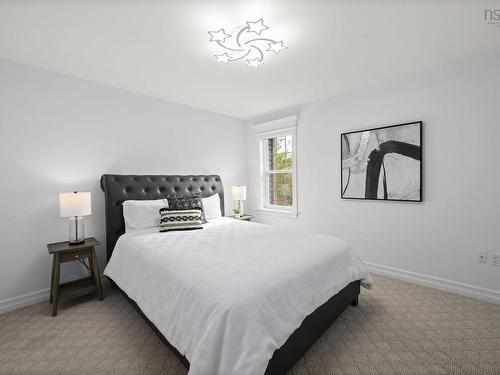 24 Vanier Way, Bedford, NS 