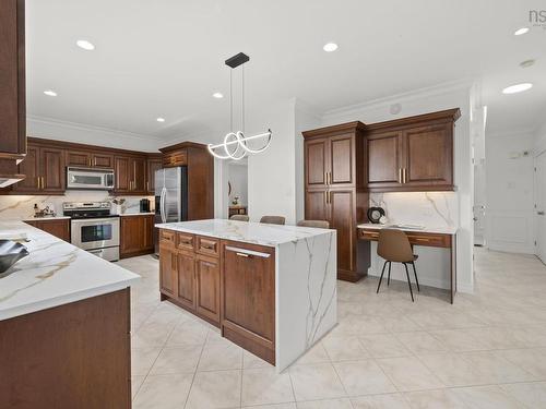 24 Vanier Way, Bedford, NS 