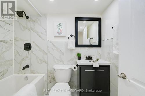 173 Coxwell Avenue, Toronto, ON - Indoor Photo Showing Bathroom