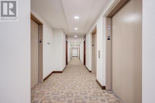 Ph3 - 151 Village Green Square, Toronto, ON - Indoor Photo Showing Other Room
