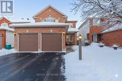 139 LOCHELAND CRESCENT  Ottawa, ON K2G 6H3