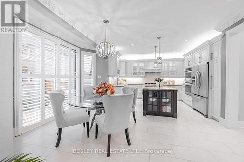 6358 Lisgar Drive, Mississauga, ON - Indoor Photo Showing Dining Room