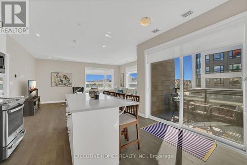 208 - 3265 Carding Mill Trail, Oakville, ON - Indoor Photo Showing Kitchen