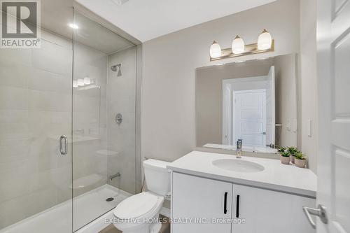 208 - 3265 Carding Mill Trail, Oakville, ON - Indoor Photo Showing Bathroom