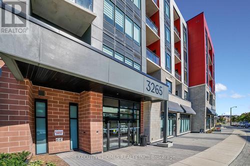 208 - 3265 Carding Mill Trail, Oakville, ON - Outdoor