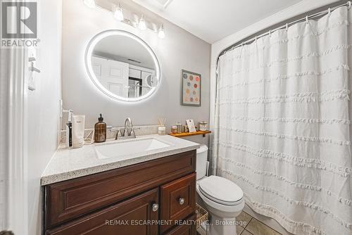 313 - 1451 Walkers Line, Burlington, ON - Indoor Photo Showing Bathroom