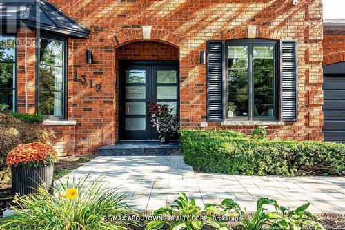 1319 Greeneagle Drive, Oakville, ON - Outdoor