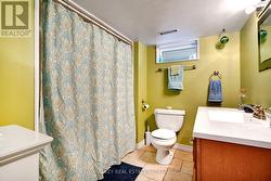Basement 4 piece bathroom - 