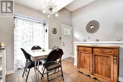 63 Dundee Court, London South (South G), ON - Indoor Photo Showing Dining Room