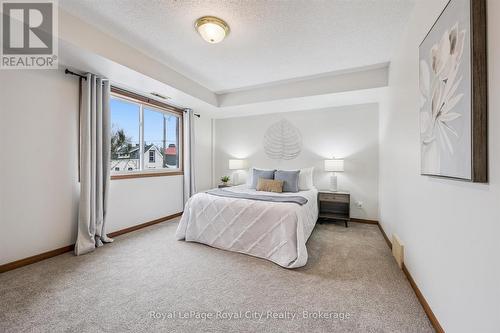 206 - 4 Albert Street, Cambridge, ON - Indoor Photo Showing Bedroom