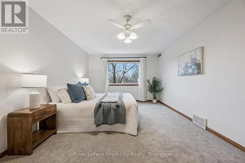 206 - 4 Albert Street, Cambridge, ON - Indoor Photo Showing Bedroom