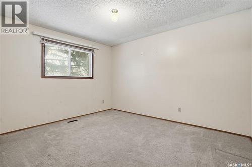 986 Garry Street N, Regina, SK - Indoor Photo Showing Other Room