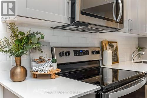 105 - 280 Herzberg Road, Ottawa, ON - Indoor Photo Showing Kitchen