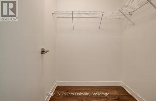 309 - 405 Dundas Street W, Oakville (Go Glenorchy), ON - Indoor With Storage