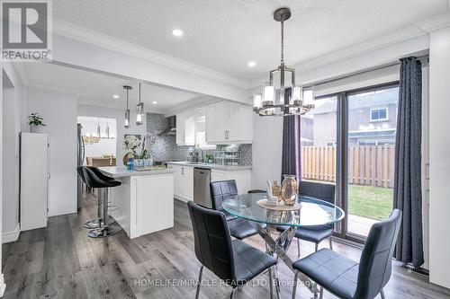 7 Houghton Court, Whitby, ON - Indoor Photo Showing Dining Room