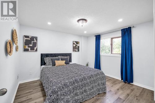 7 Houghton Court, Whitby, ON - Indoor Photo Showing Bedroom