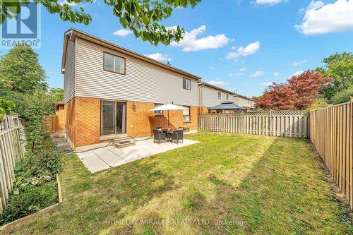 7 Houghton Court, Whitby, ON - Outdoor