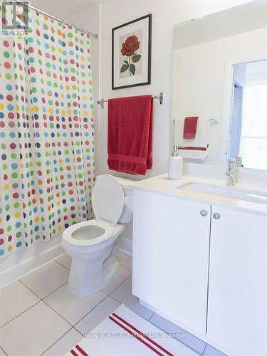 215 - 4700 Highway 7 Road, Vaughan, ON - Indoor Photo Showing Bathroom