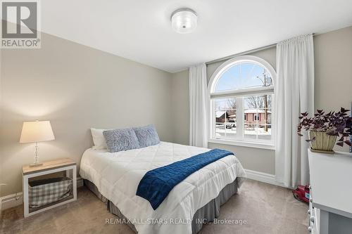 167 Silas Boulevard, Georgina, ON - Indoor Photo Showing Bedroom