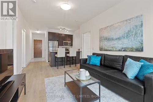1301 - 88 Broadway Avenue, Toronto, ON - Indoor Photo Showing Living Room