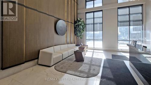 908 - 8 Nahani Way, Mississauga, ON - Indoor Photo Showing Other Room