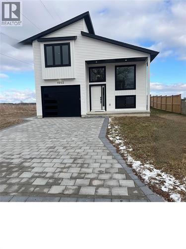 1552 MELWOOD DRIVE  St Clair, ON N0N 1B0