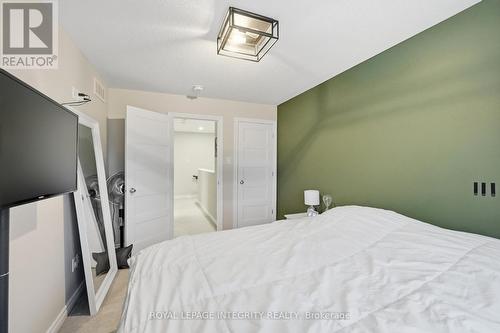 322 Citrine Street, Ottawa, ON - Indoor Photo Showing Bedroom