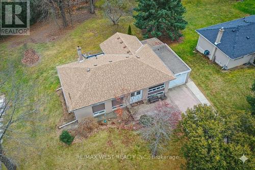 25 Norman Avenue, King, ON - Outdoor