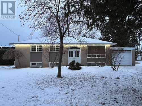 25 Norman Avenue, King, ON - Outdoor