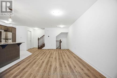 142 Christopher Road, Oakville, ON - Indoor