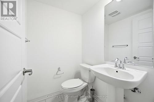 142 Christopher Road, Oakville, ON - Indoor Photo Showing Bathroom