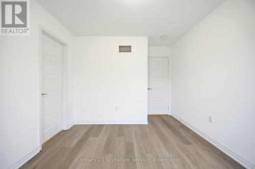 142 Christopher Road, Oakville, ON - Indoor Photo Showing Other Room