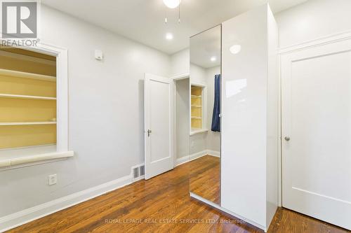 136 Ivon Avenue, Hamilton, ON - Indoor Photo Showing Other Room
