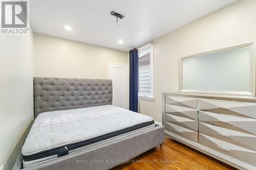 136 Ivon Avenue, Hamilton, ON - Indoor