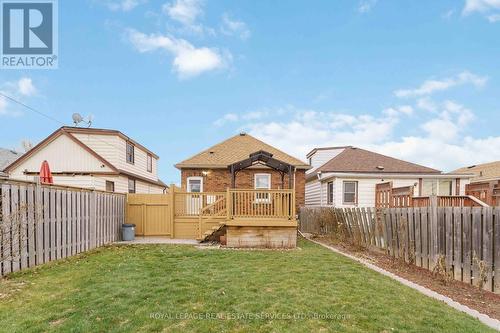 136 Ivon Avenue, Hamilton, ON - Outdoor With Deck Patio Veranda
