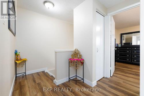 102 The Country Way, Kitchener, ON - Indoor Photo Showing Other Room