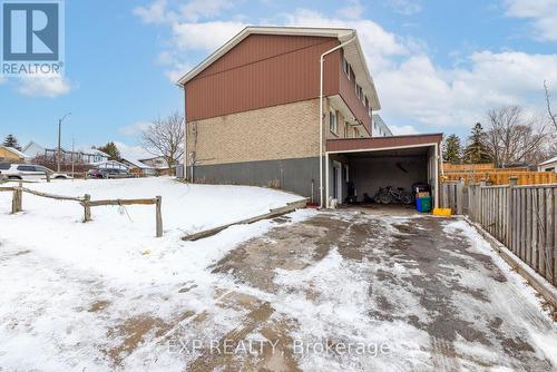 102 The Country Way, Kitchener, ON - Outdoor