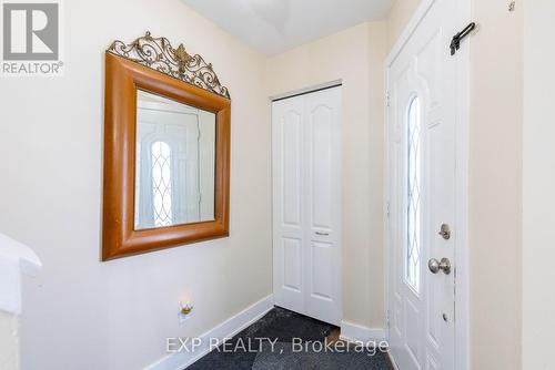 102 The Country Way, Kitchener, ON - Indoor Photo Showing Other Room