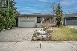 265 WINDY OAKS  Mississauga (Mineola), ON L5G 1Z8