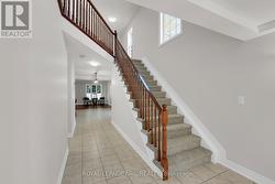 FEEL THE SPACE WHEN YOU WALK IN - 