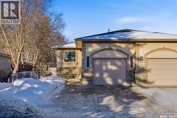 56 Stapleford CRESCENT  Regina, SK S4R 4S5