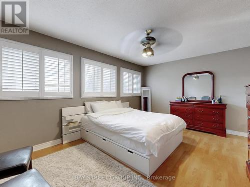 36 Durant Crescent, Markham, ON - Indoor Photo Showing Bedroom