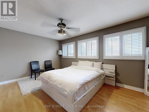 36 Durant Crescent, Markham, ON - Indoor Photo Showing Bedroom