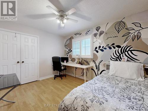 36 Durant Crescent, Markham, ON - Indoor Photo Showing Bedroom