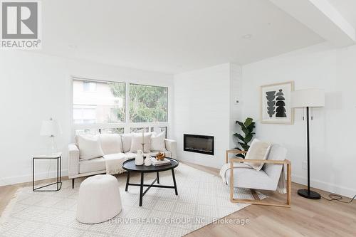 73 - 35 Waterman Avenue, London South (South R), ON - Indoor Photo Showing Living Room