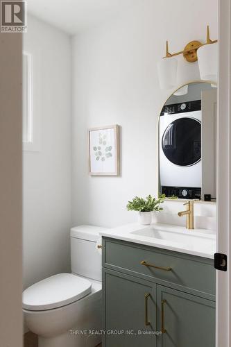 73 - 35 Waterman Avenue, London South (South R), ON - Indoor Photo Showing Bathroom